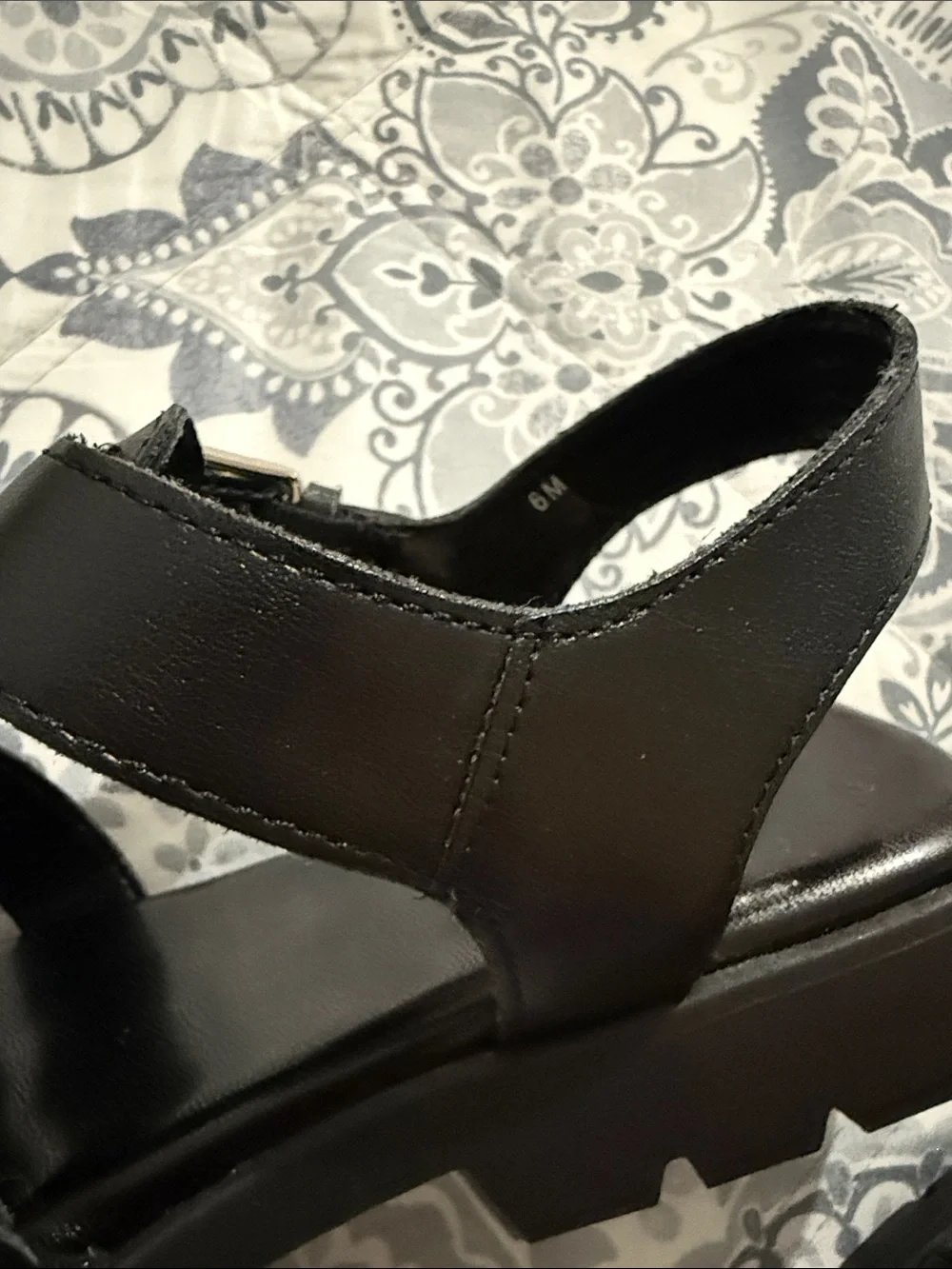 Guess woven strappy